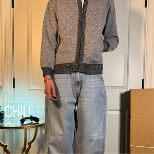 Men's Gray Sweater